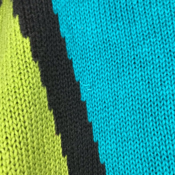 Vintage Color Blocked Sweater - Picture 6 of 7